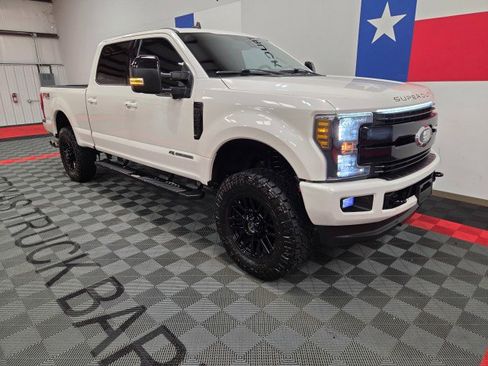Used 2019 Ford F250 Lariat w/ Lariat Ultimate Package image 24