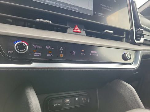 Used 2023 Kia Sportage X-Line w/ X-Line Premium Package AWD/4WD image 33