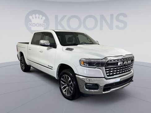 Used 2025 RAM 1500 Limited AWD/4WD image 10