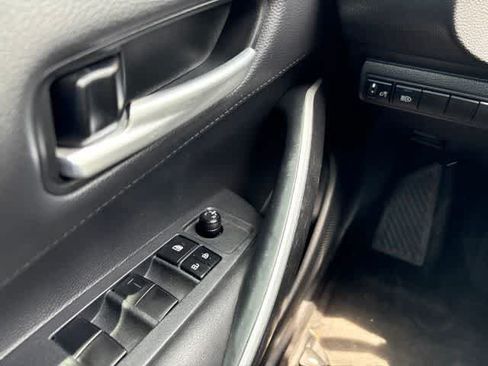 Used 2020 Toyota Corolla SE FWD image 23