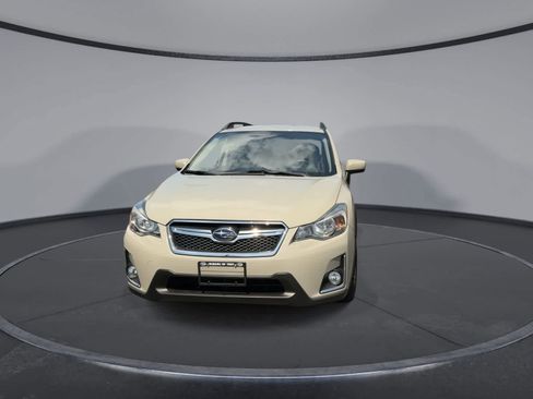 Used 2017 Subaru Crosstrek 2.0i Premium AWD/4WD image 3
