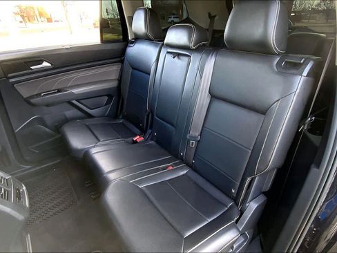Used 2021 Volkswagen Atlas SE image 21
