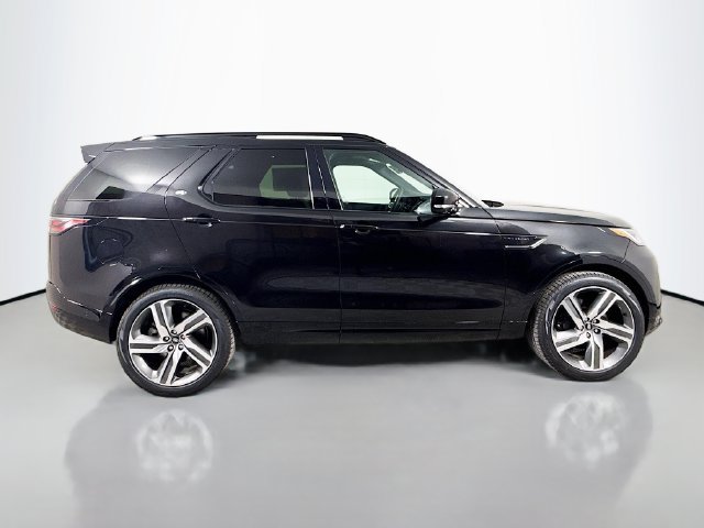 New 2026 Land Rover Discovery Limited Edition AWD/4WD image 4