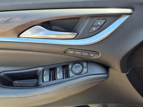 Used 2023 Buick Enclave Avenir w/ Avenir Technology Package AWD/4WD image 26