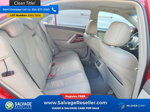 Used 2011 Toyota Camry Hybrid FWD image 13