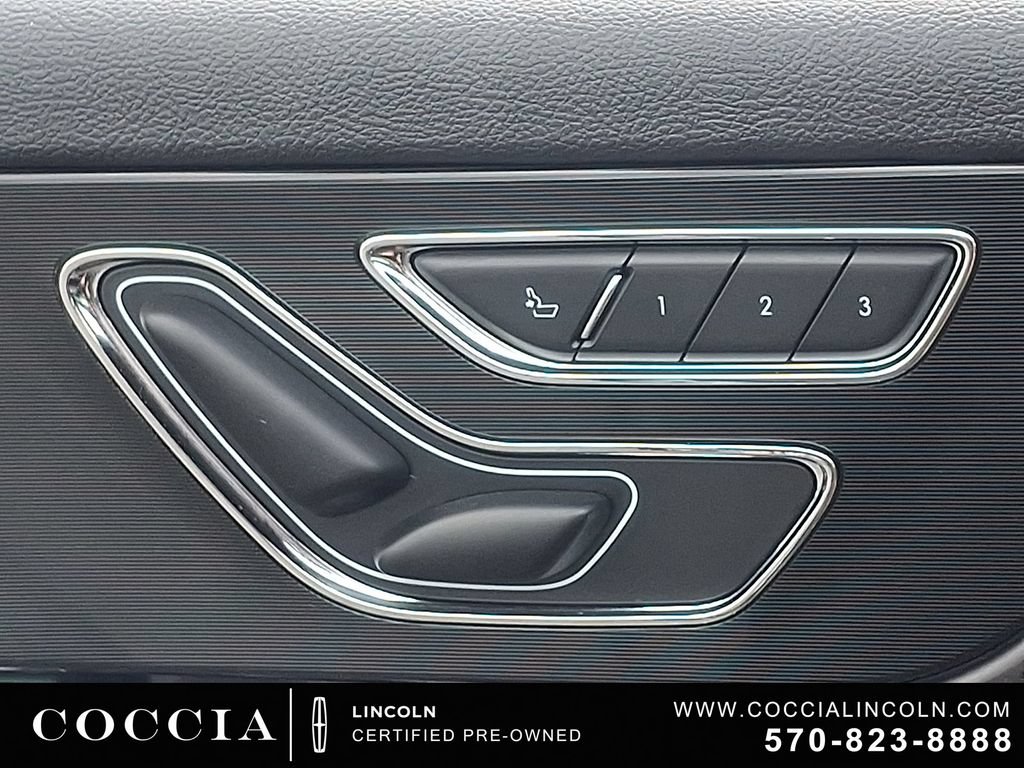 Certified 2023 Lincoln Corsair AWD w/ Equipment Group 101A image 25