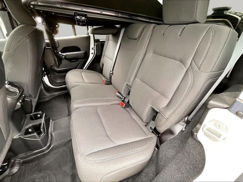 Used 2022 Jeep Wrangler Unlimited Sport AWD/4WD image 20
