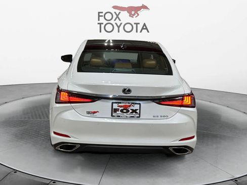 Used 2024 Lexus ES 350 w/ Luxury Package image 5