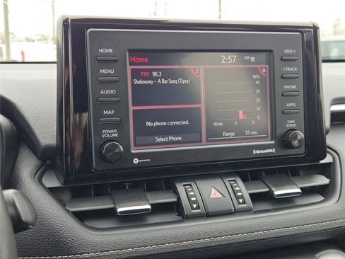 Used 2021 Toyota RAV4 XLE Premium FWD image 30