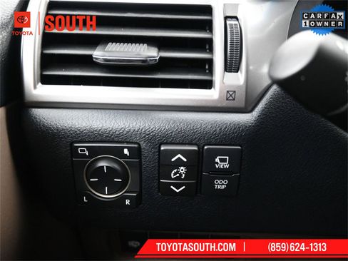 Used 2023 Lexus GX 460 Luxury image 22