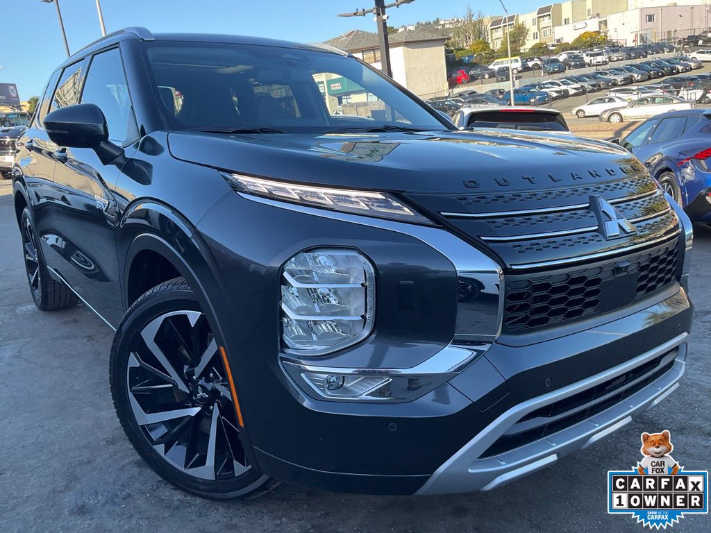 Used 2025 Mitsubishi Outlander SEL AWD/4WD image 1