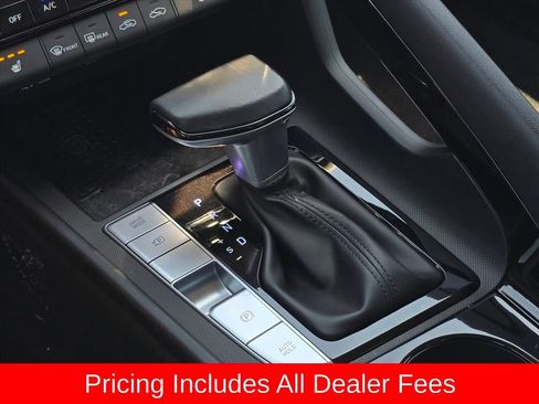 Certified 2022 Hyundai Elantra Limited FWD image 22
