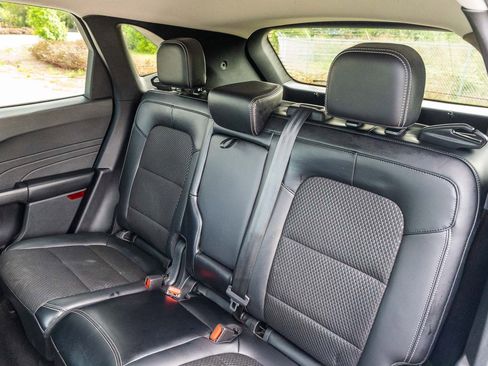 Used 2024 Ford Escape SE FWD image 19
