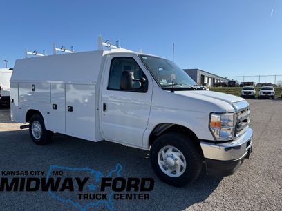 New 2026 Ford E-350 and Econoline 350 Super Duty w/ Power Equipment Group