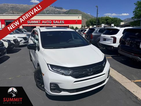 Used 2025 Honda Odyssey Sport-L image 1