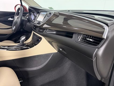 Used 2020 Buick Envision Essence FWD image 30