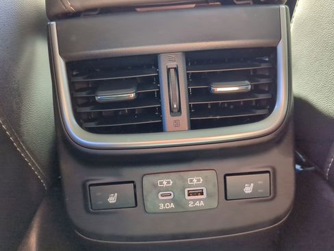 Certified 2025 Subaru Outback Limited w/ Popular Package #2 image 19