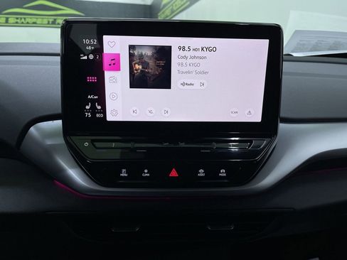 Used 2022 Volkswagen ID.4 Pro image 21