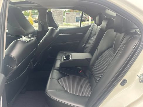 Used 2024 Toyota Camry SE w/ Cold Weather Package AWD/4WD image 9