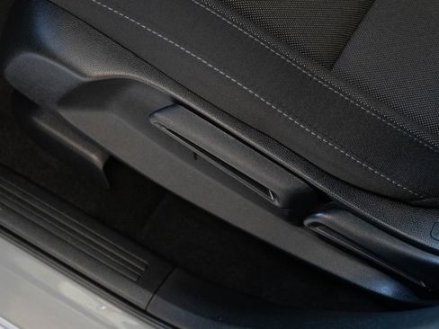 Used 2024 Honda CR-V LX image 15