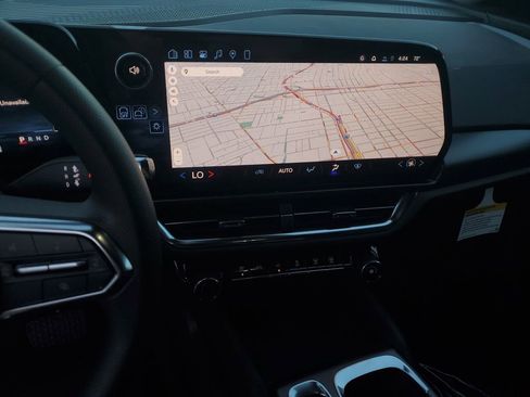 New 2026 Chevrolet Equinox EV LT image 22