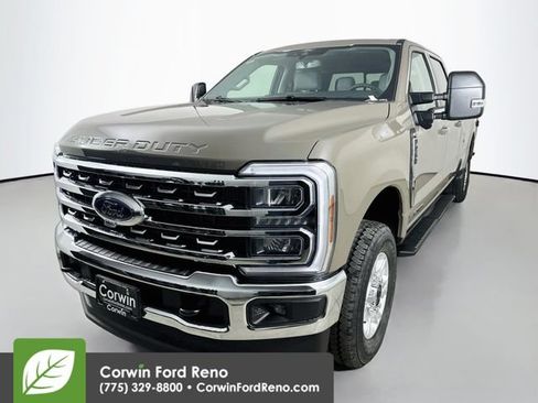 New 2026 Ford F250 XLT w/ XLT Premium Package AWD/4WD image 3