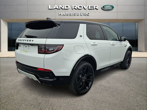 New 2026 Land Rover Discovery Sport Landmark image 4