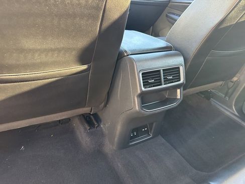 Used 2024 Volkswagen Atlas Cross Sport SE w/ Panoramic Sunroof Package image 11