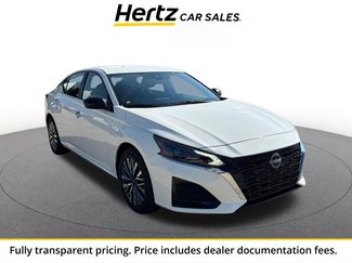 Used 2025 Nissan Altima 2.5 SV FWD video 1
