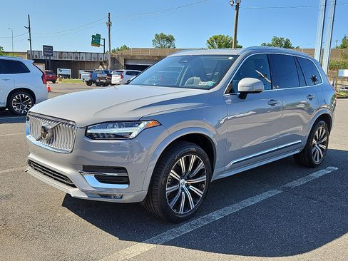 Certified 2025 Volvo XC90 B6 Plus w/ Protection Package Premier AWD/4WD image 3
