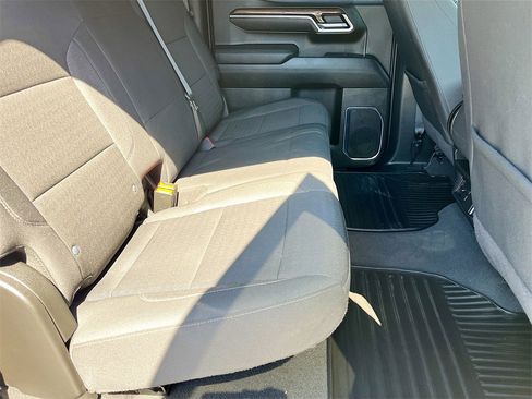 Used 2025 Chevrolet Silverado 1500 LT image 27