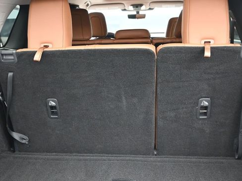 Certified 2023 INFINITI QX60 Sensory w/ Vision Package AWD/4WD image 11