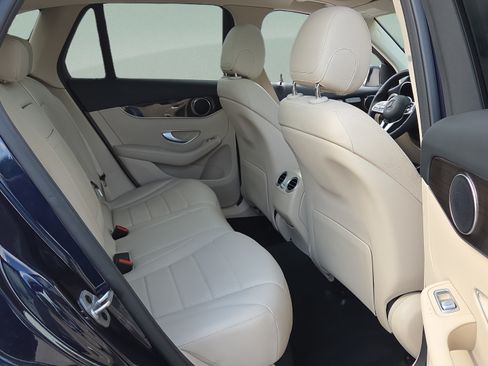 Used 2022 Mercedes-Benz GLC 300 image 16