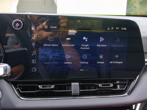 New 2026 Chevrolet Equinox RS w/ LPO, Floor Liner Package image 17