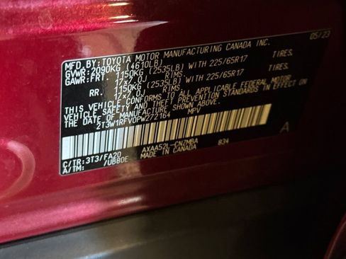 Used 2023 Toyota RAV4 XLE image 37