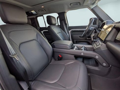 New 2026 Land Rover Defender 110 S AWD/4WD image 30
