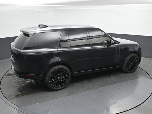 Used 2025 Land Rover Range Rover SE AWD/4WD image 31