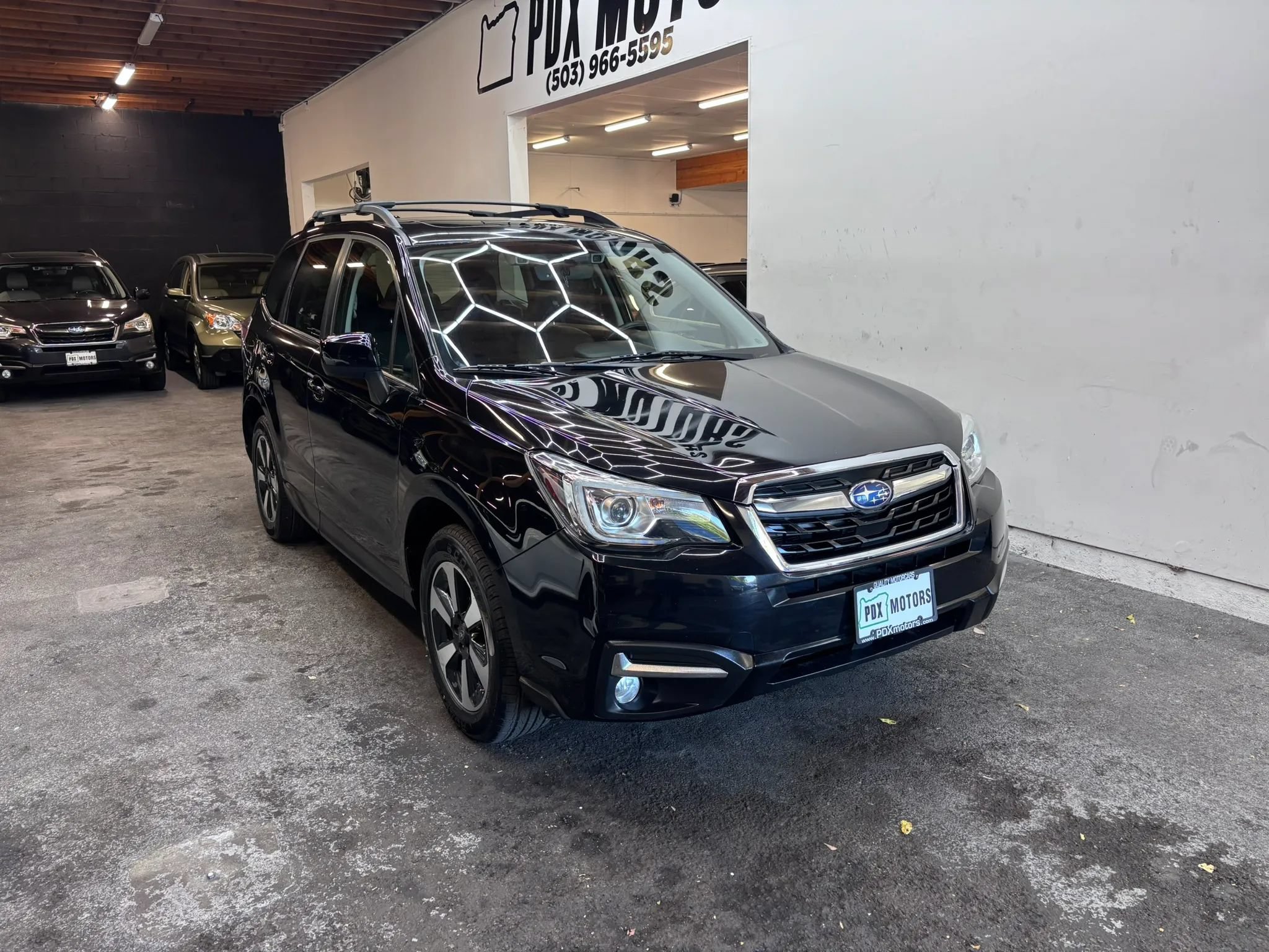 Used 2018 Subaru Forester 2.5i Limited AWD/4WD image 2