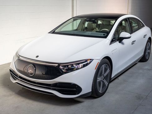 Used 2023 Mercedes-Benz EQS 450+ Sedan image 1