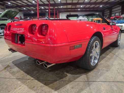 Used 1991 Chevrolet Corvette Convertible image 8