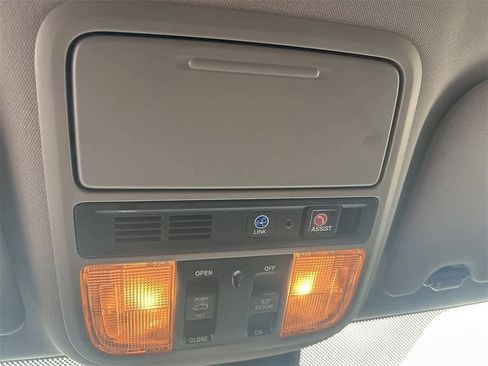 Used 2023 Honda Odyssey Touring image 24