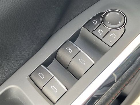 New 2025 Chevrolet Traverse RS w/ LPO, Floor Liner Package image 24