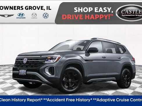 Used 2025 Volkswagen Atlas Peak Edition SE image 1