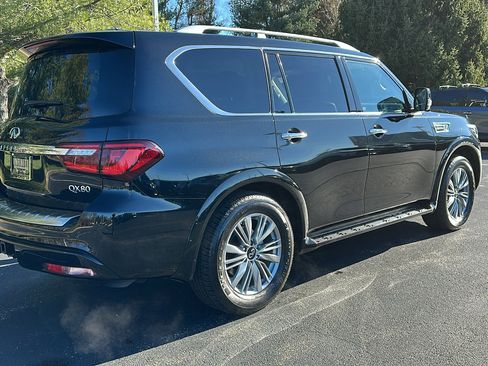 Certified 2024 INFINITI QX80 Luxe w/ Cargo Package image 8
