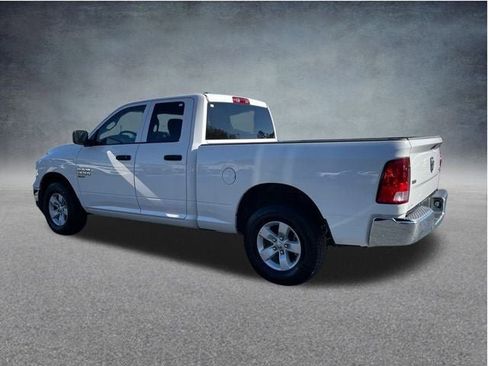 Used 2024 RAM 1500 Classic SLT image 6