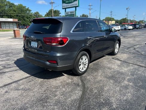 Used 2020 Kia Sorento AWD V6 image 5