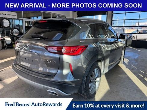 Used 2022 INFINITI QX50 Luxe image 7