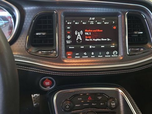 Used 2023 Dodge Challenger SRT Hellcat w/ Driver Convenience Group RWD image 16