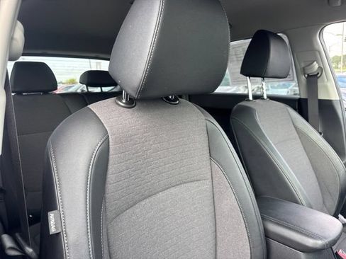 Used 2023 Kia Seltos S w/ Navigation Package FWD image 23