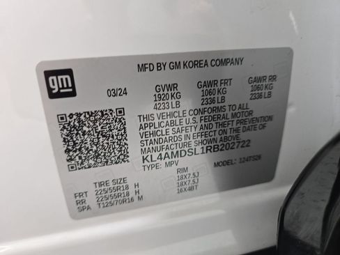 Used 2024 Buick Encore GX Sport Touring FWD image 35